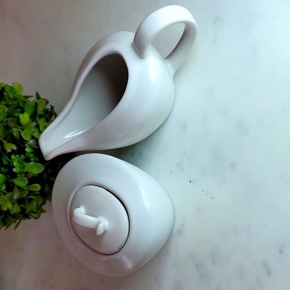 Vintage Artisanal ceramic Sugar and Creamer set. - Picture 2 of 4